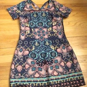 Hollister Mini dress with sleeves like new